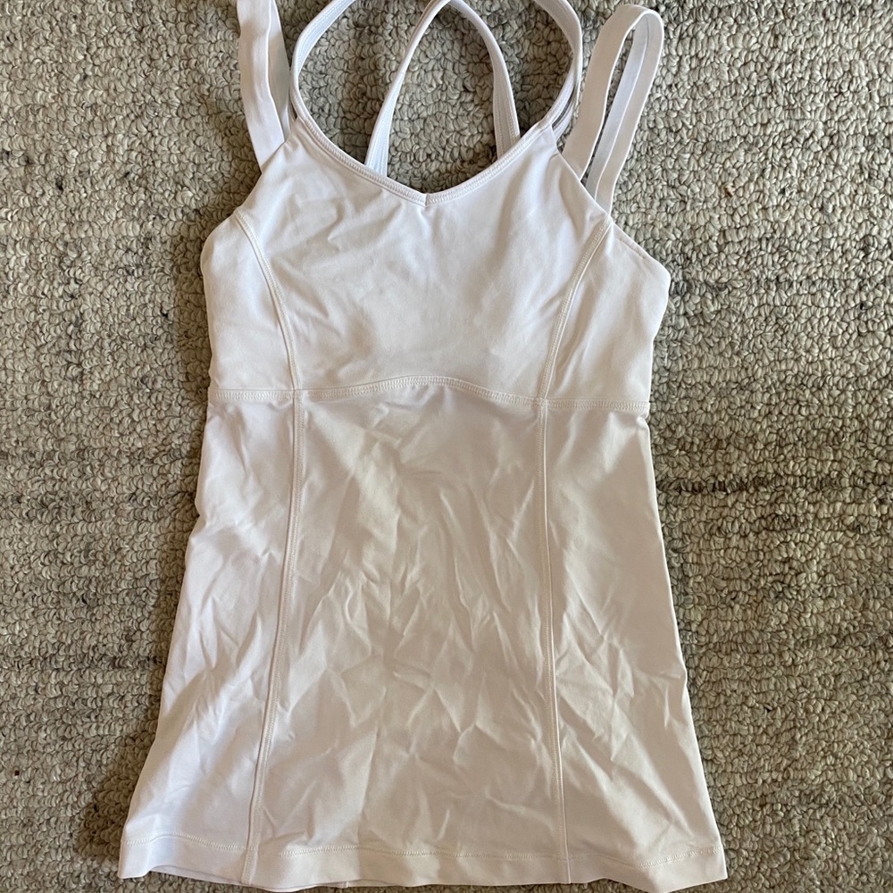 Lululemon workout top